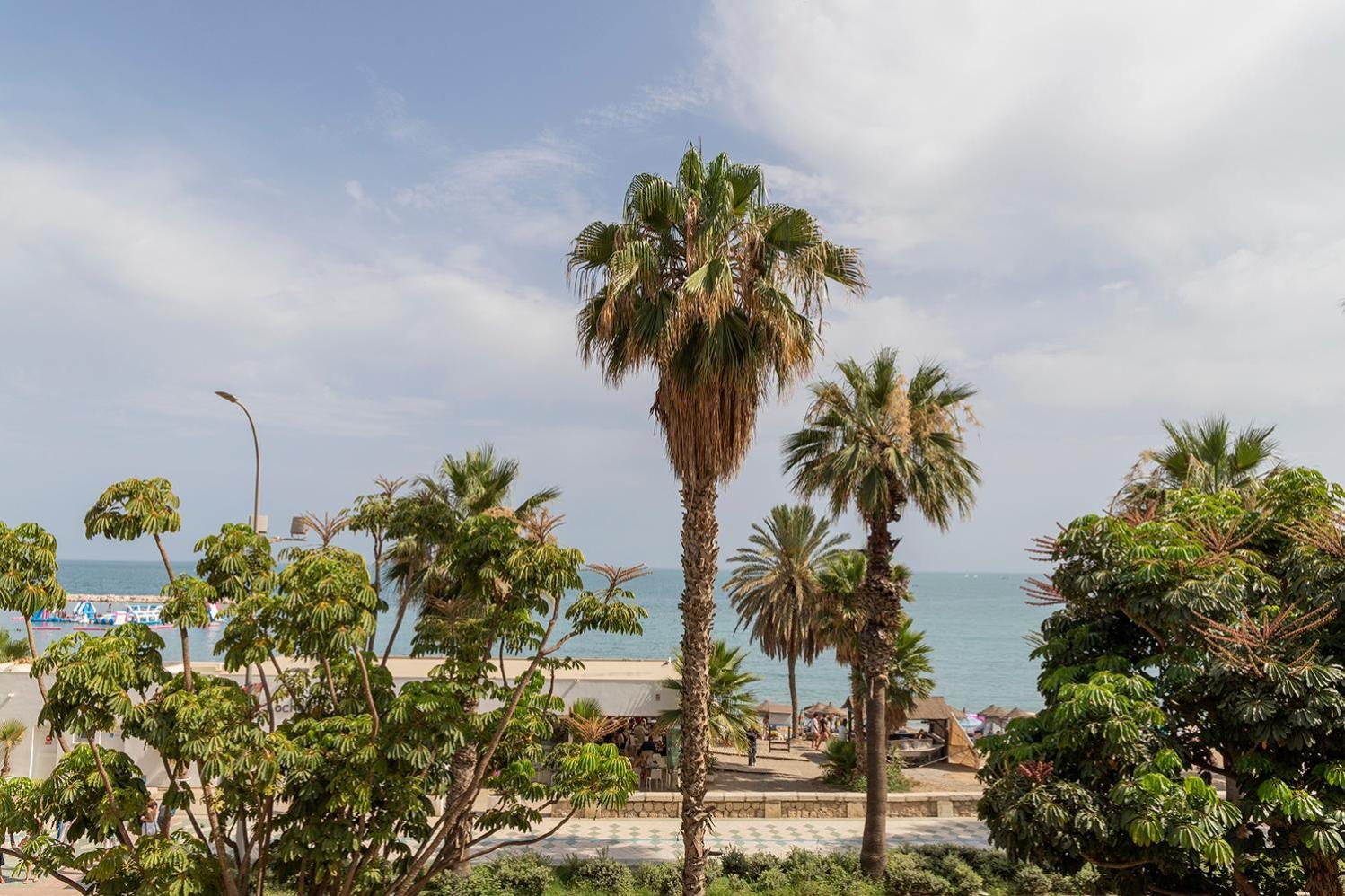 Primera Linea De Playa - Malaga Bagian luar foto